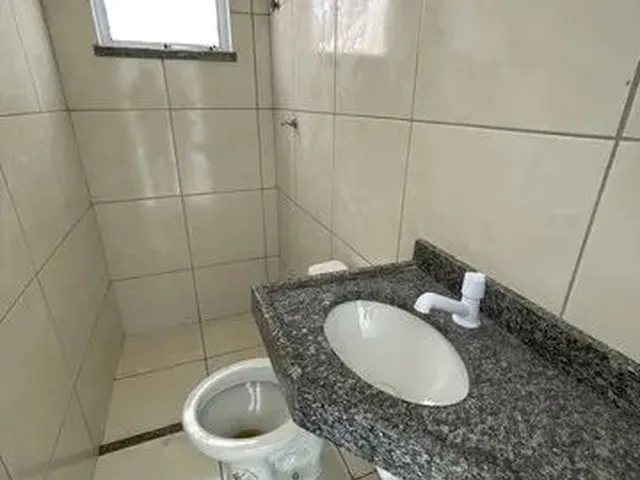 Imagem 7: Casa para Venda Possui 77 Metros Quadrados com 2 Quartos em Centro - Caucaia - Ce