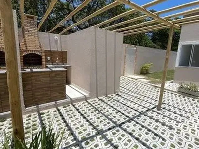 Imagem 5: Casa para Venda Possui 77 Metros Quadrados com 2 Quartos em Centro - Caucaia - Ce