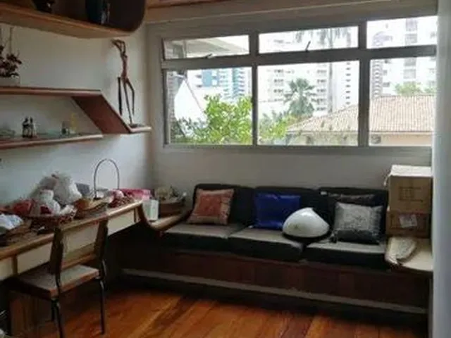 Imagem 2: Apartamento com 3 Dormitórios À Venda, 243 M² por R$ 650.000,00 - Aldeota