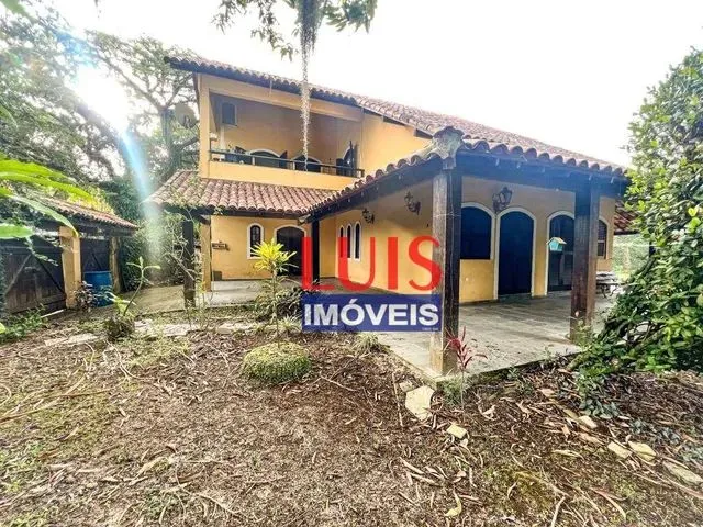 Imagem: Excelente Casa com 5 Dormitórios À Venda
