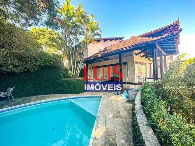 Imagem: Casa com 4 Dormitórios À Venda, 400 M²