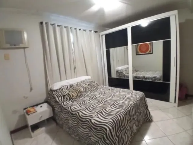 Imagem: Vendo Apto de 2 Quartos, Varanda, 102M na