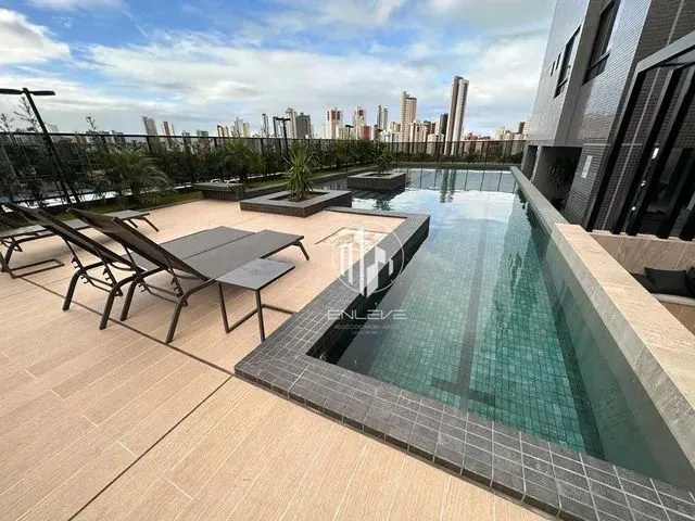 Imagem: Apartamento de Luxo com 3 Quartos e Varanda