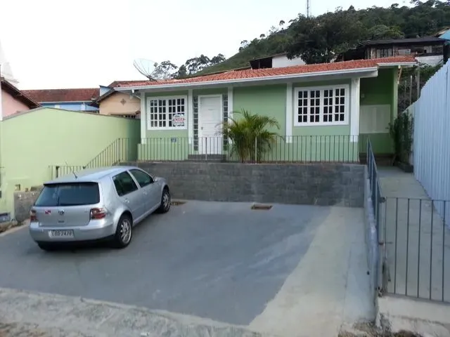 Imagem: Casa Carangola, Cidade Nova, Próxima da