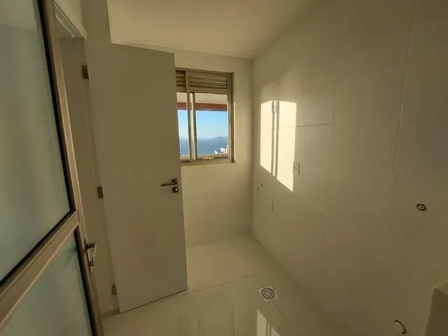Imagem 2: Centro Apartamento com 2 dormitórios