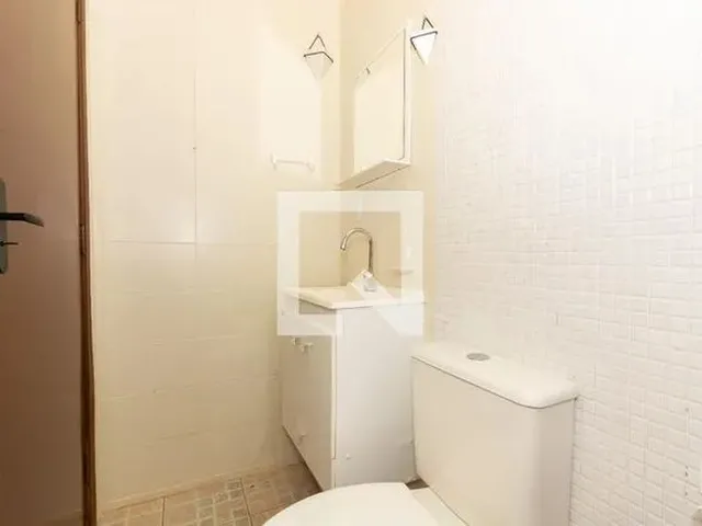 Imagem 16: Casa para Aluguel - santa Cândida, 2 Quartos, 55 M2