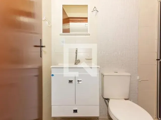 Imagem 3: Casa para Aluguel - santa Cândida, 2 Quartos, 55 M2