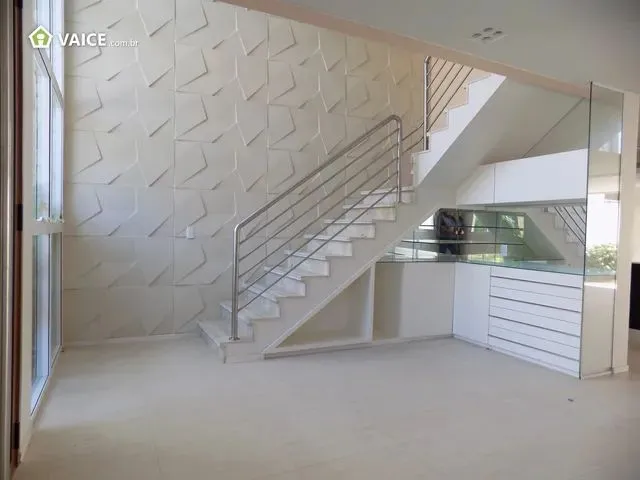 Imagem 7: Casa em Condomínio com 3 Suítes + Dce