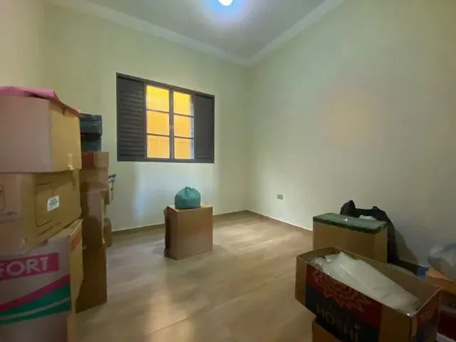 Imagem: Casa para Aluguel, 2 Quartos, 1 Suíte