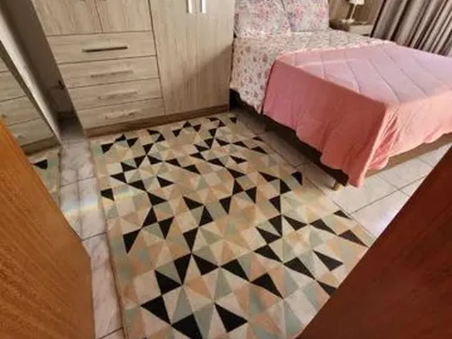Imagem: Aluga-Se Quarto (Menina)No São João