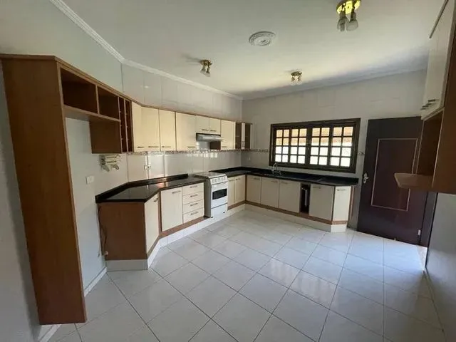 Imagem: Casa de 3 Dormitórios em Condominio Taubaté/Sp