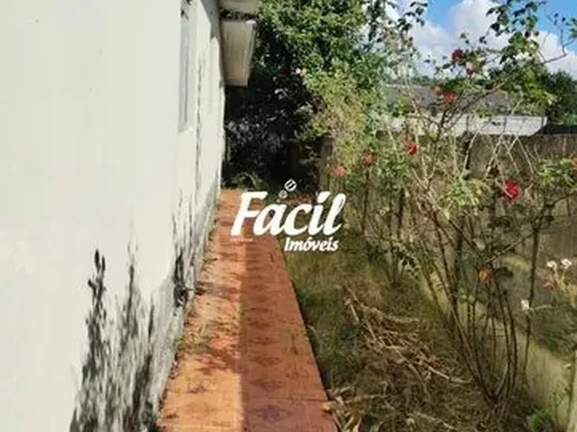 Imagem 3: Casa Á Venda com Amplo Terreno