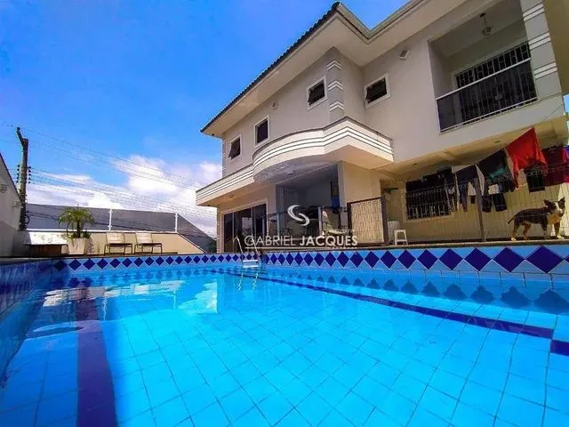Imagem 1: Casa com 5 Dormitórios À Venda, 450 M² por R$ 2.000.000,00 - Pedra Branca - Palhoça/Sc