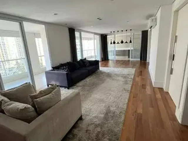 Imagem: Apartamento de 233M² com 3 Quartos a Venda