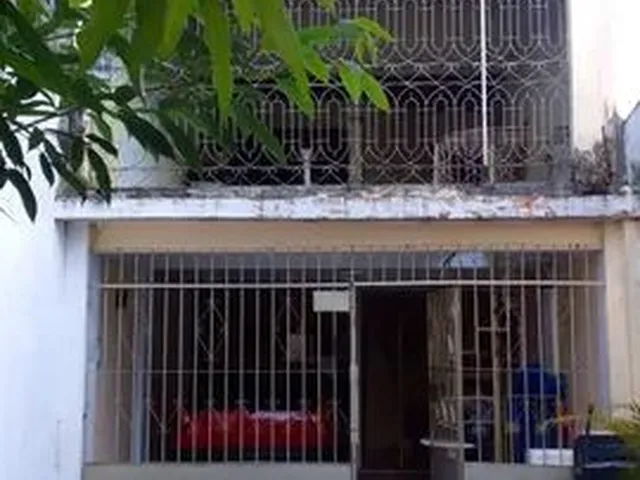 Imagem: Casa Recuada na Tv. Djalma Dutra Px. A Rua