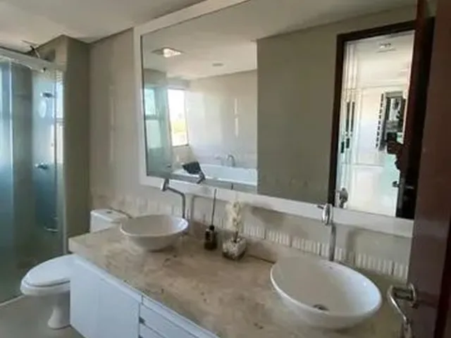 Imagem 9: Apartamento com 3 Dormitórios À Venda, 208 M² por R$ 1.050.000,00 - Lagoa Seca