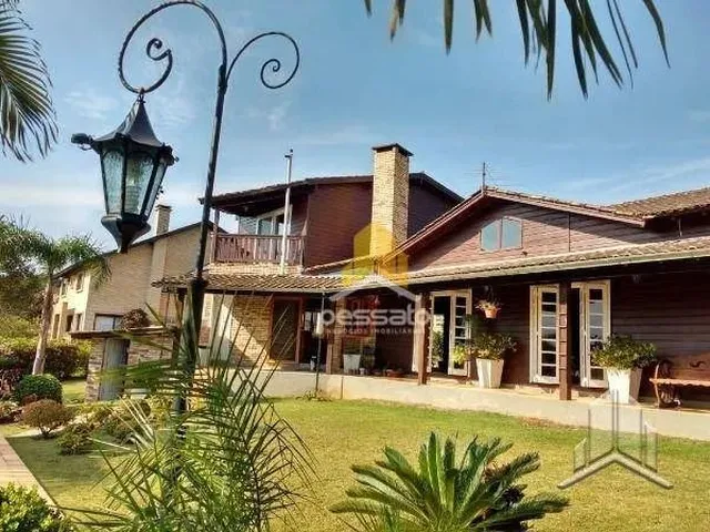 Imagem: Casa com 4 Dormitórios À Venda, 350 M²