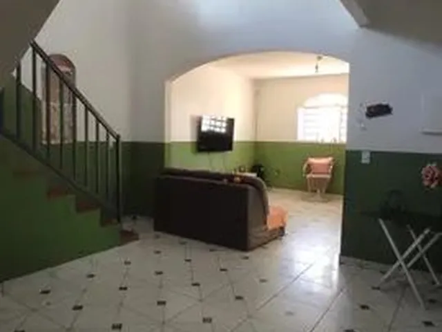 Imagem 6: A Venda, Sobrado de 210M2, 05 Quartos, Sendo 02 Suítes, Só 290.000