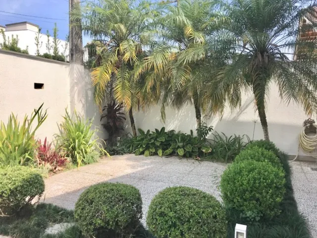 Imagem 12: Casa Térrea com Piscina, Jardim e Edícula