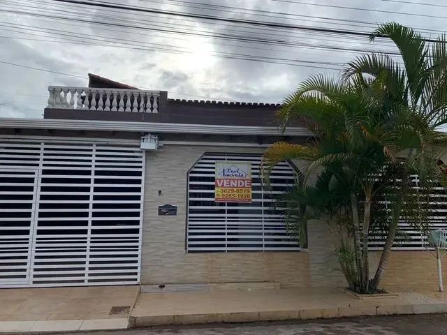 Imagem: Vendo Excelente Sobrado na Etapa A