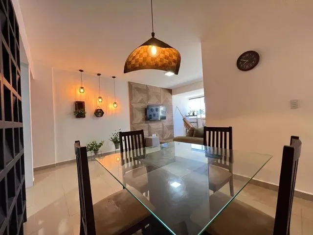 Imagem: O apartamento possui 3 Dormitórios, 1 Suíte, 2 Banheiros,