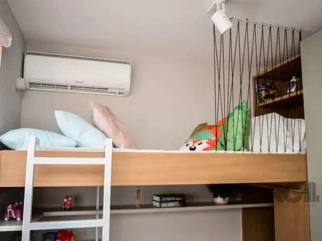 Imagem 12: Aconchegante Apartamento de 2 Dormitórios com Vaga de Garagem - Área Privativa de 43 ?