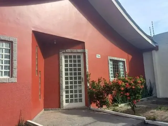 Imagem: Vendo Casa no Dom Pedro com 3 Quartos Sendo