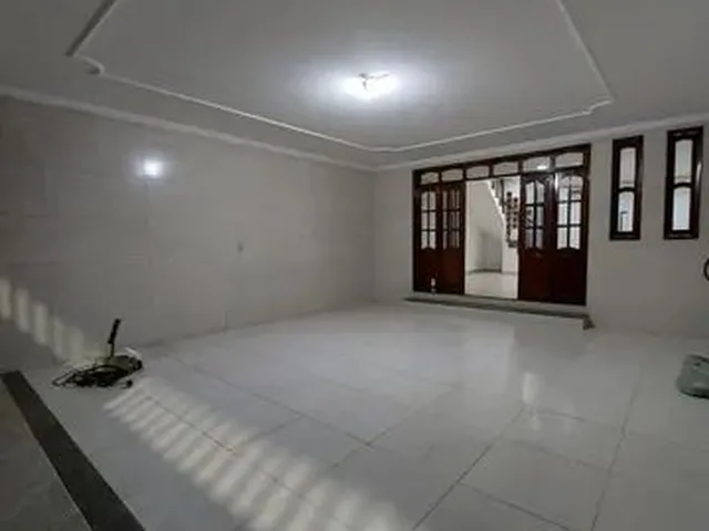 Imagem: Vendo Está Belíssima Casa