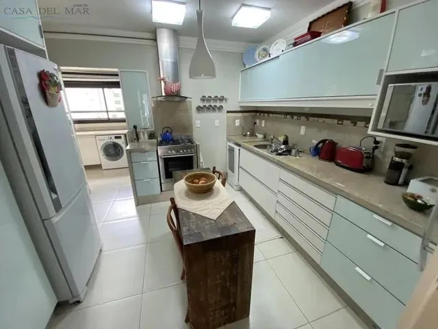 Imagem 11: Apartamento para Venda em Florianópolis, Centro, 3 Dormitórios, 1 Suíte, 3 Banheiros