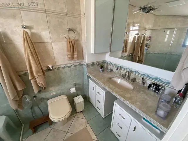 Imagem 13: Apartamento para Venda em Florianópolis, Centro, 3 Dormitórios, 1 Suíte, 3 Banheiros