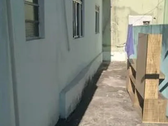 Imagem 3: Barracão 2 Cômodos + Banheiro + Area Privativa