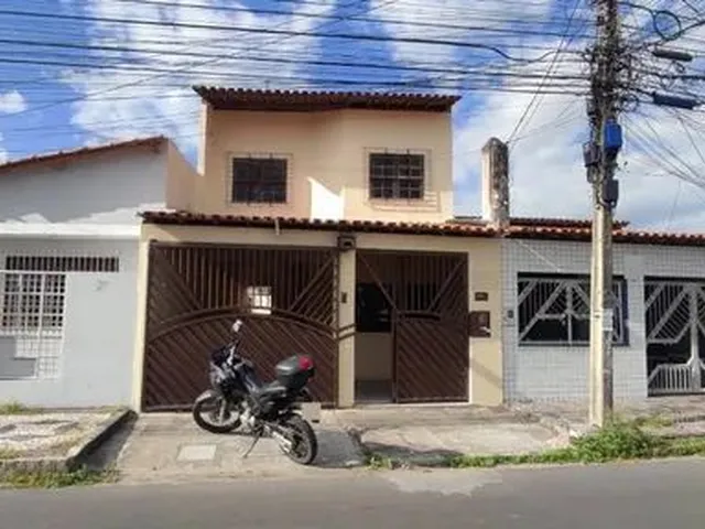 Imagem: Aluga e Vende-Se Casa de Andar 3/4 no Jardim