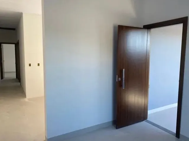 Imagem 2: Saia do Aluguel Casa com 3 dormitórios