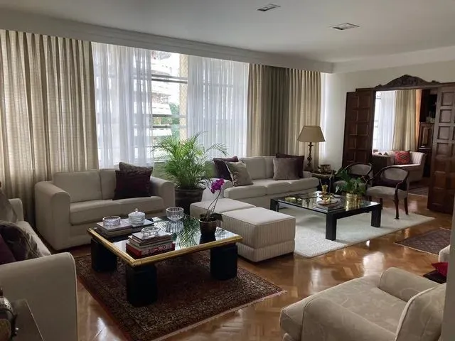 Imagem: O apartamento possui 4 Dormitórios, 2 Suítes, 5