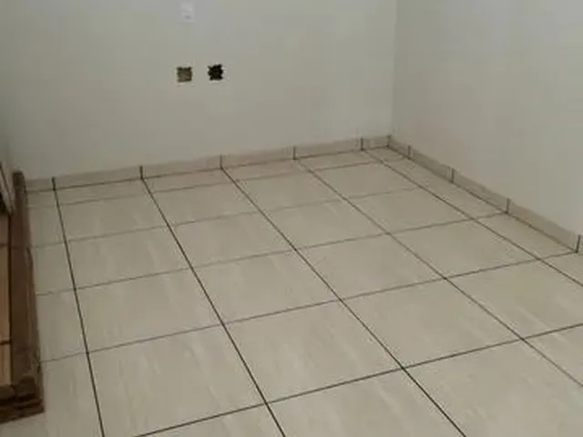 Imagem 6: Alugo Apartamento Térreo 2 Quartos C/Garagem