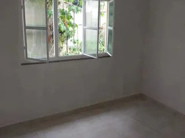Imagem: Alugo Casa no Centro de Guapimirim, Rua