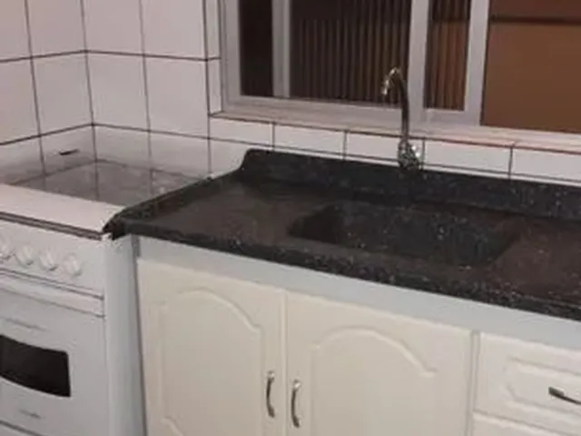 Imagem: Alugo Kitinete Mobiliada para Moça Ou Senhora