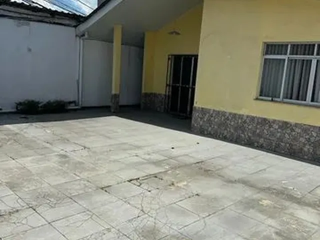 Imagem 5: Conjunto Manoa, Alugo Casa de Esquina, Rua Princinal, 3 Quartos Sendo 1 Suíte, 5 Vagas