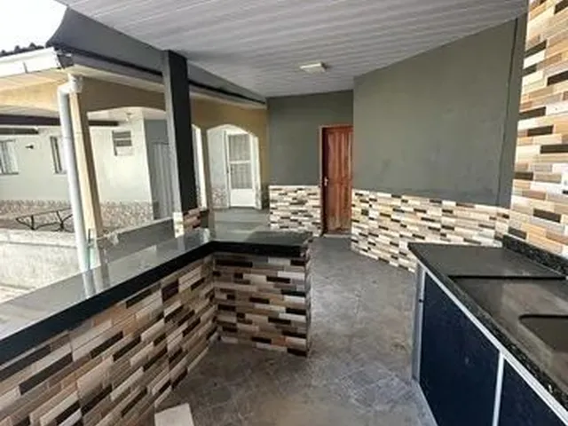 Imagem 14: Conjunto Manoa, Alugo Casa de Esquina, Rua Princinal, 3 Quartos Sendo 1 Suíte, 5 Vagas