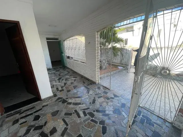 Imagem 6: Excelente Localização para Comércio (Vizinho a Igreja Católica