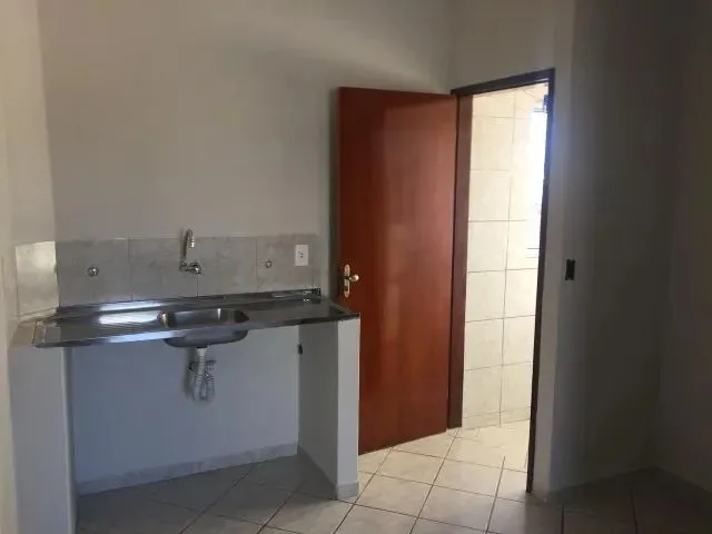 Imagem 3: Apartamento Kitnet para Alugar com 1 Quarto em Mandacaru - Incluso Iptu e Cond