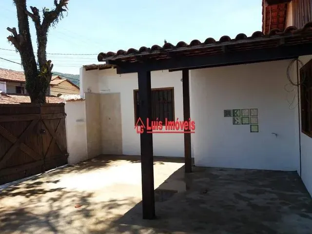 Imagem: Bela Casa em Local Próximo Ao Comércio