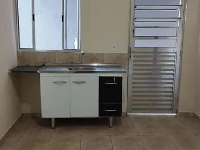 Imagem: Casa de 3 Cômodos C/ Garagem. Leia a Descrição