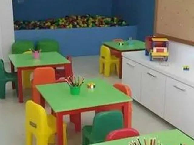 Imagem 4: Apartamento de 3 Qtos com 75M², Suíte, Lavabo, Varanda e Vaga - Centro de Itaboraí/Rj