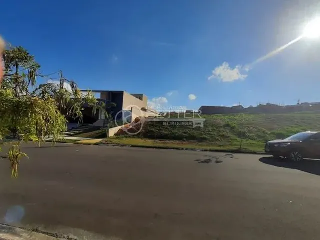 Imagem: Terreno a Venda - Cond Mirante dos Ipes