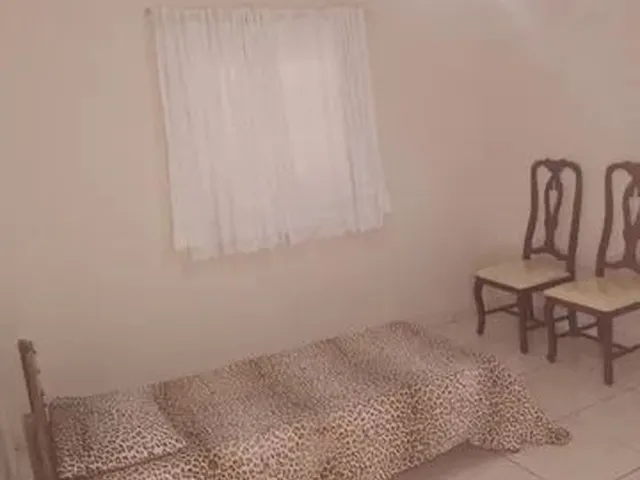 Imagem: Aluga-Se Um Quarto Um Comando em Catanduva-Sp