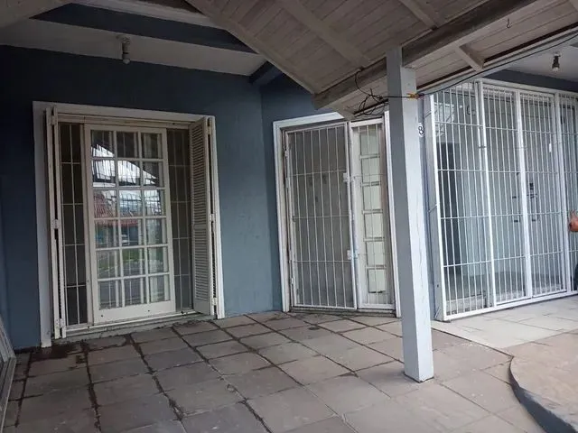 Imagem 11: Casa para Aluguel com 90 Metros Quadrados com 3 Quartos em Mato Grande - Canoas - Rs