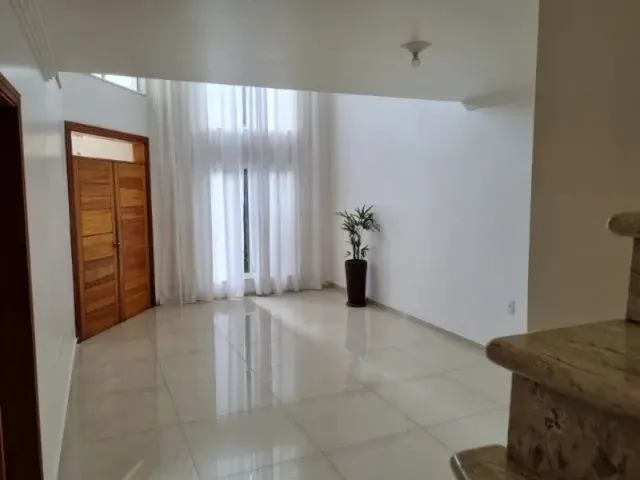 Imagem: Casa À Venda no Condomínio Ibiti Royal