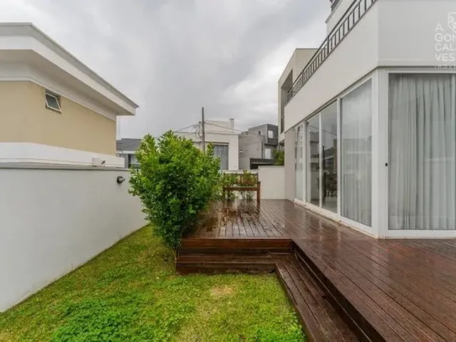 Imagem 16: Casa com 3 Suítes + Estar Intimo para Locação, 250 M² de Área Privativa Em