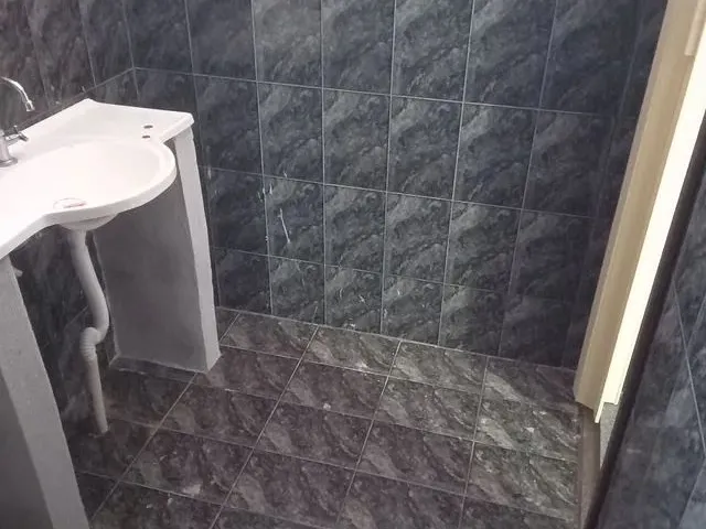 Imagem 3: Aluguel Kit Net Quarto com aluguel por R$700.000 /mês